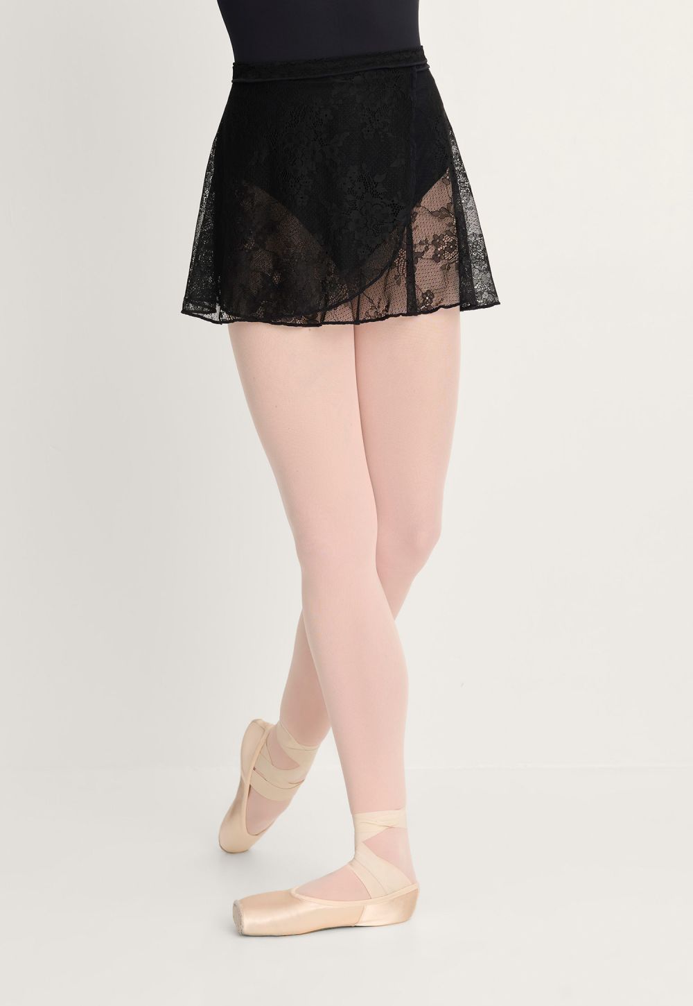 PITSINEN KIETAISUHELMA, INTERMEZZO