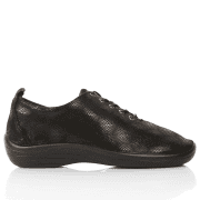 TANSSILENKARIT LANIN, ARCOPEDICO